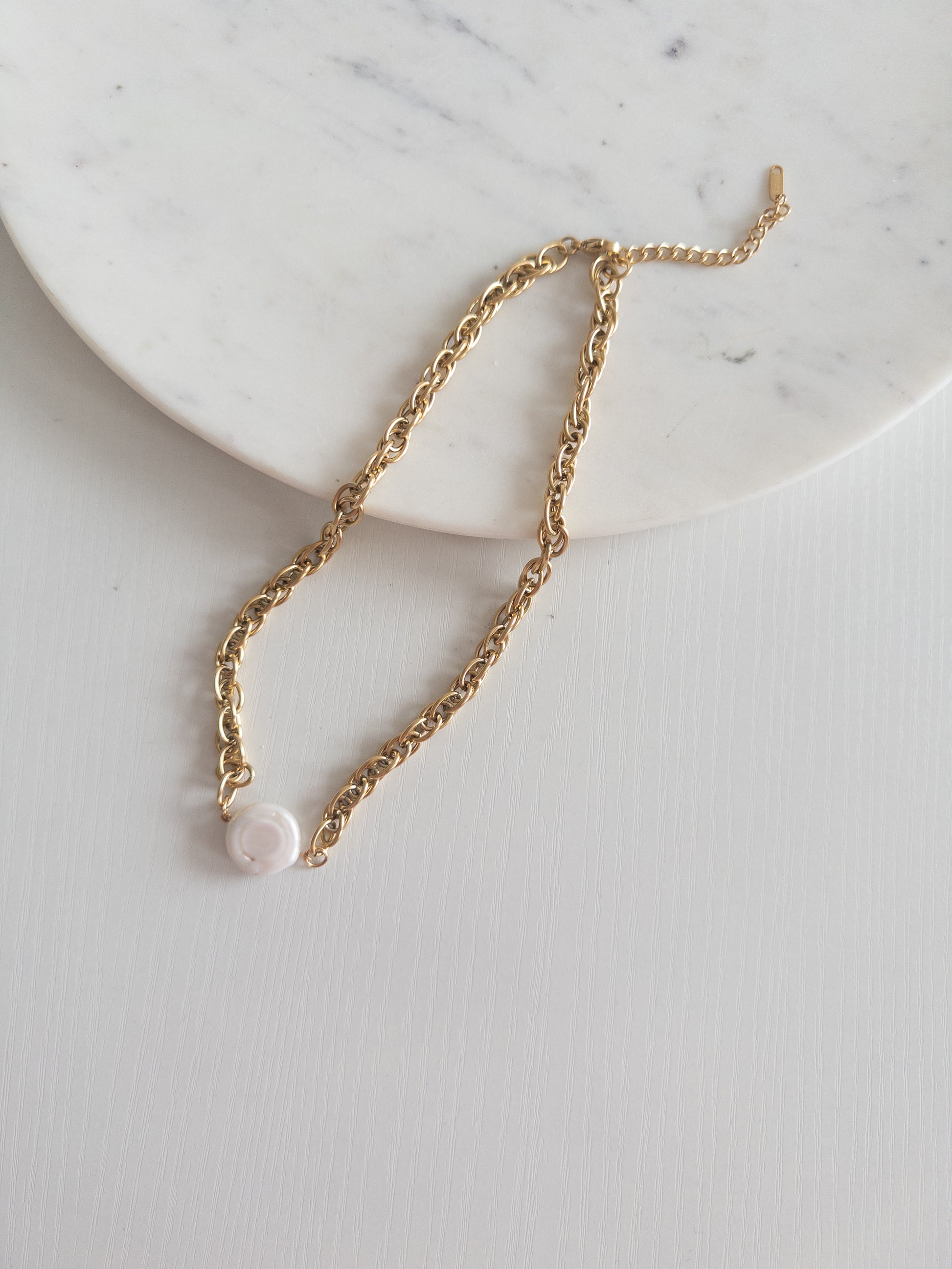 La Perla Choker