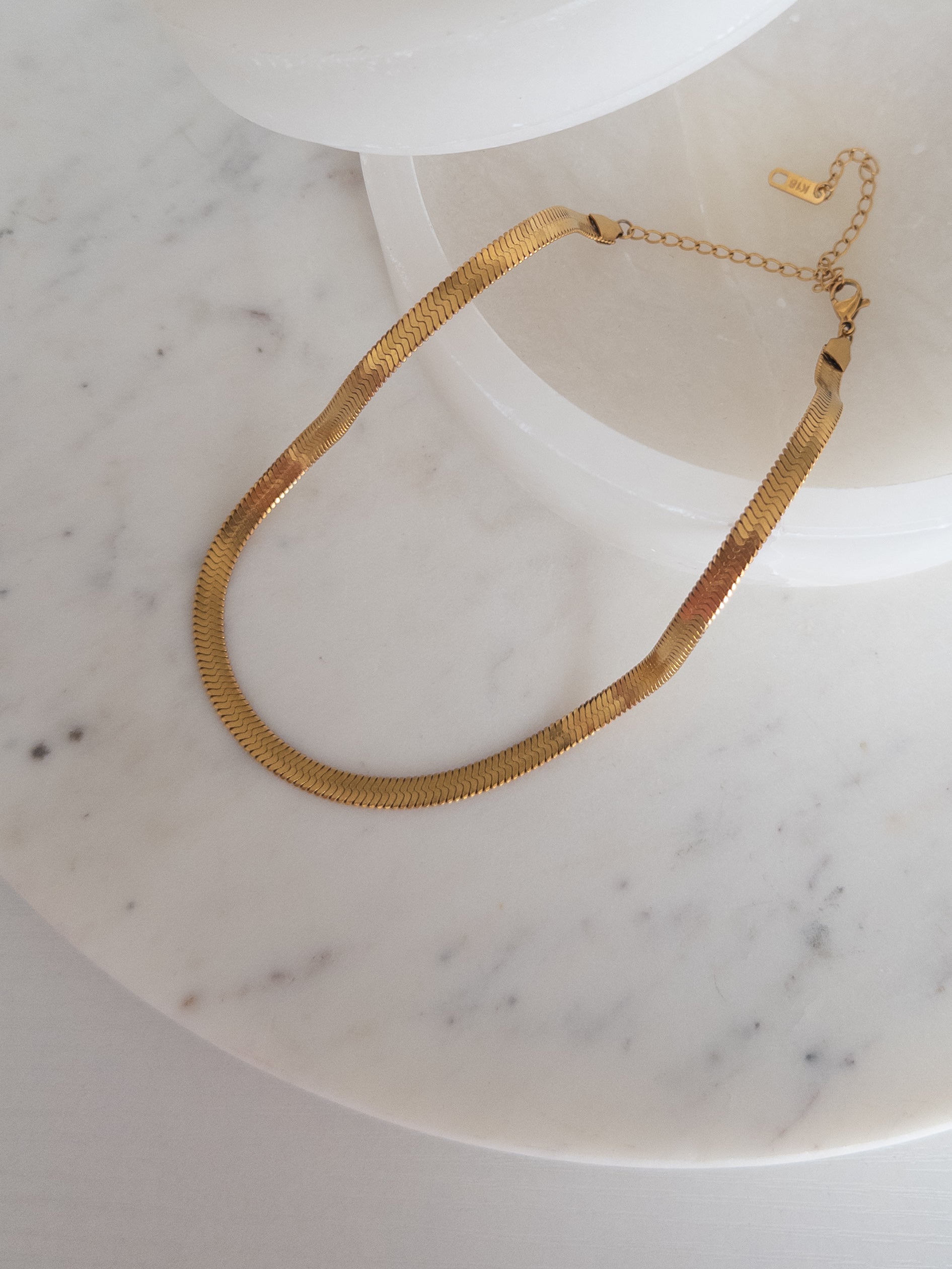 Lustre Necklace