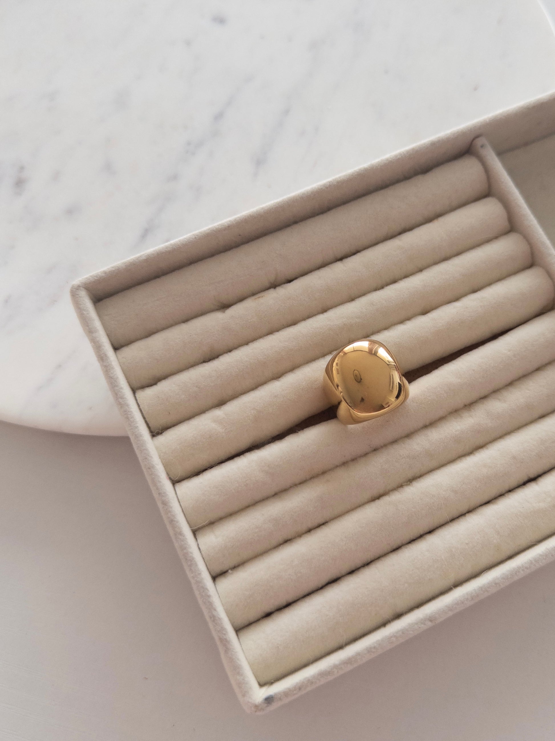 Lola Ring